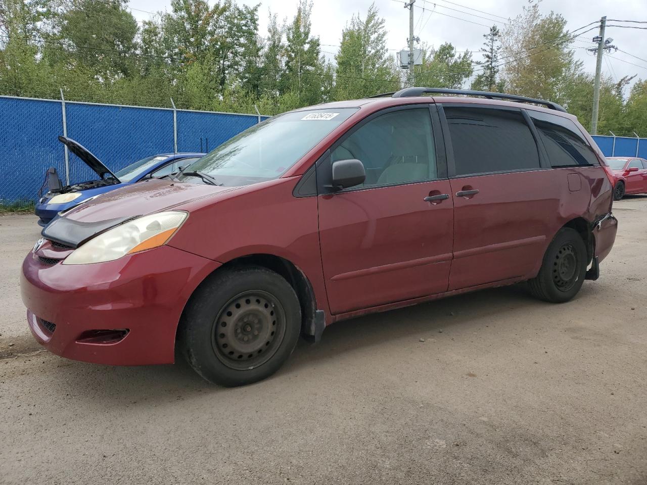 TOYOTA SIENNA CE 2010