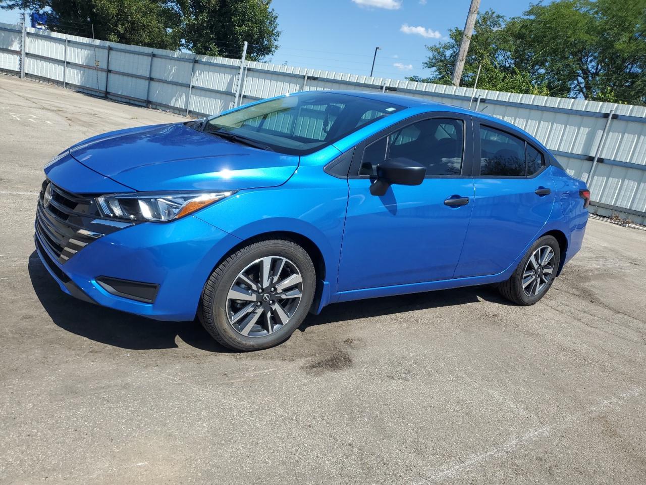 NISSAN VERSA S 2024