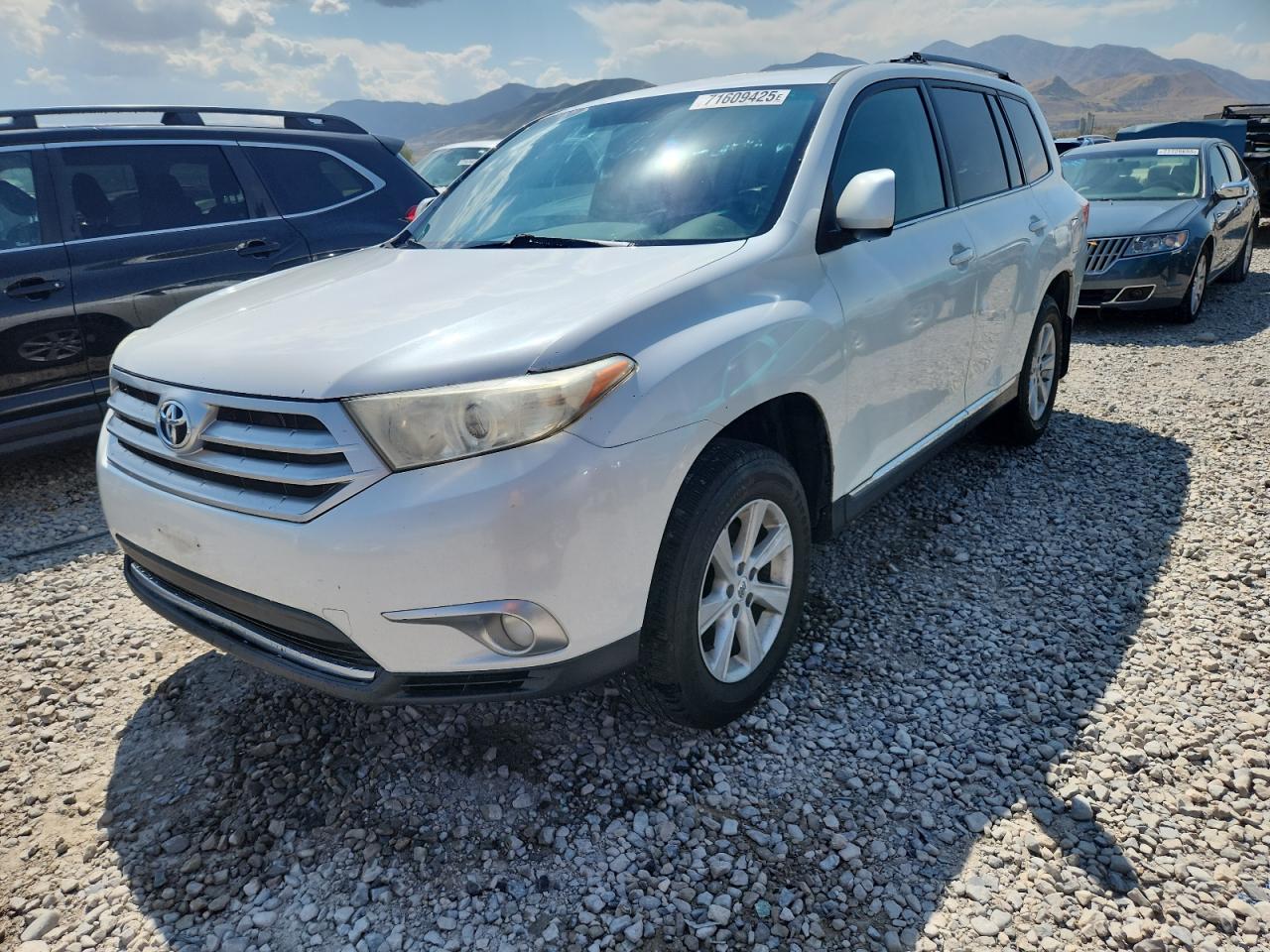 TOYOTA HIGHLANDER 2012