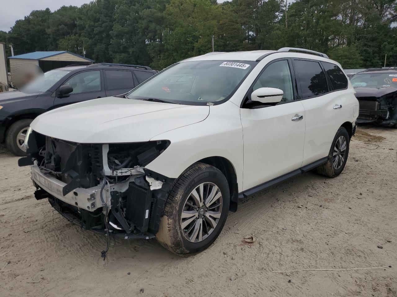 NISSAN PATHFINDER 2019