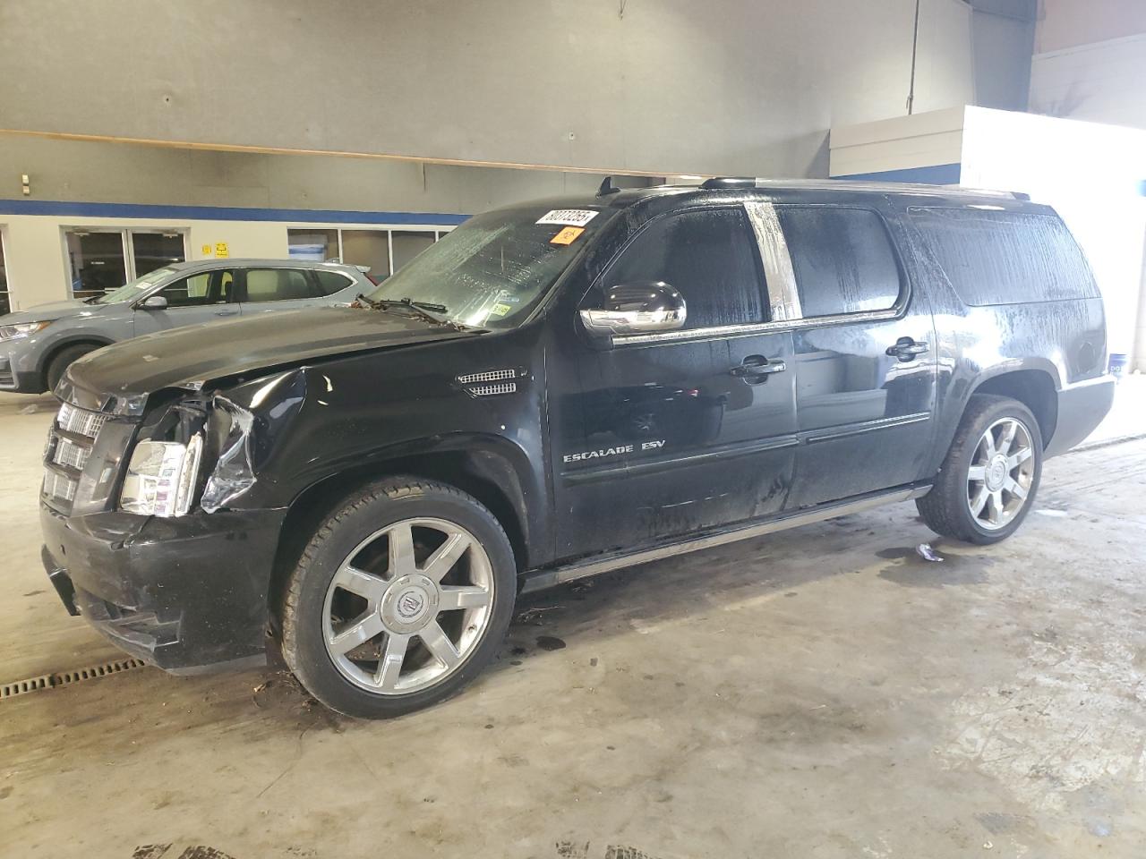 CADILLAC ESCALADE ESV PREMIUM 2012