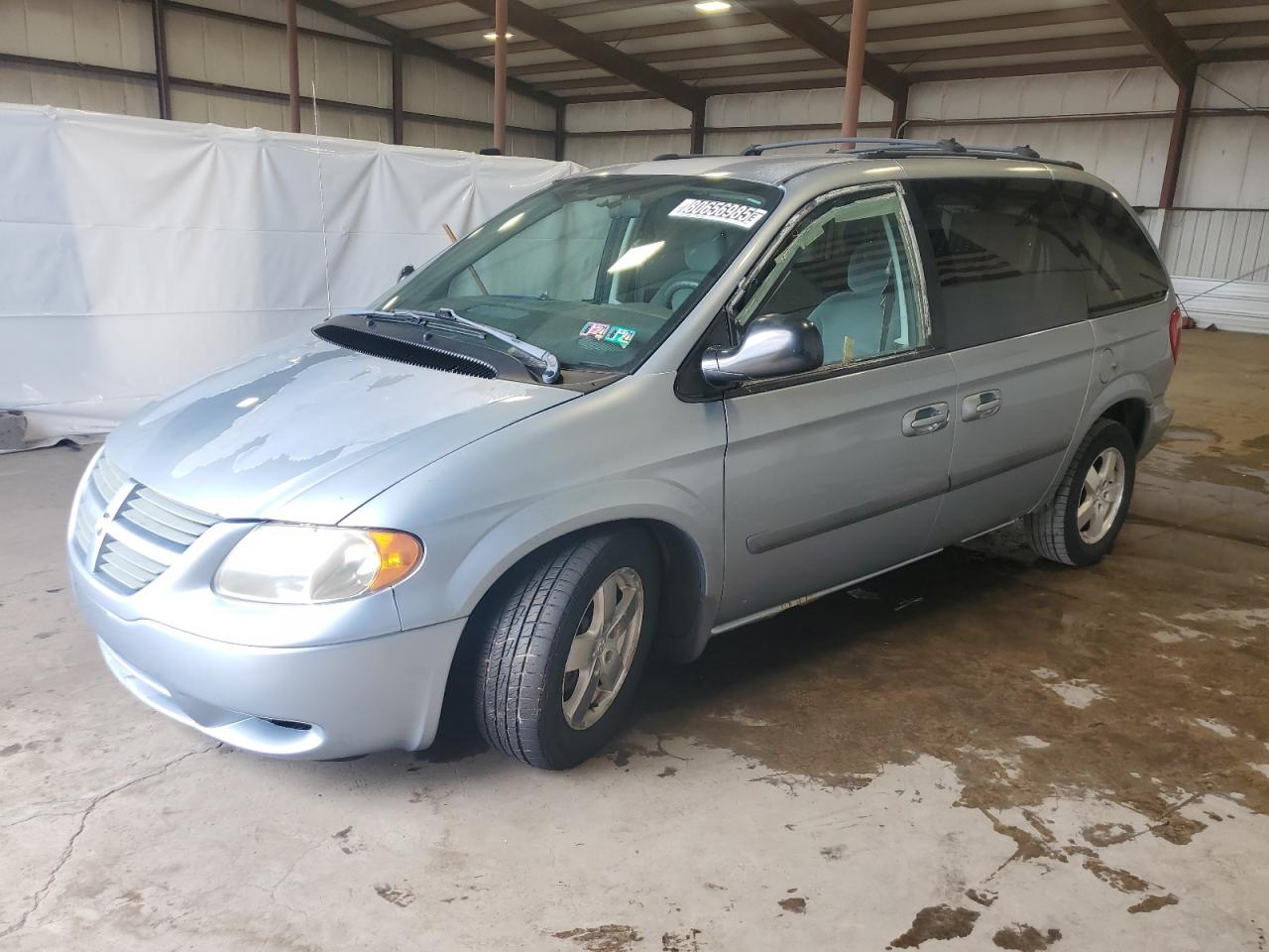 DODGE CARAVAN SXT 2005