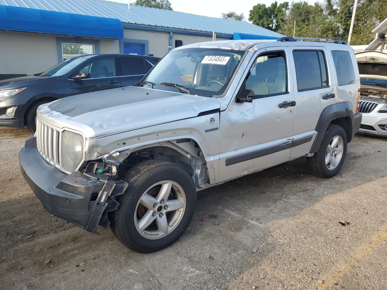JEEP LIBERTY RE 2011