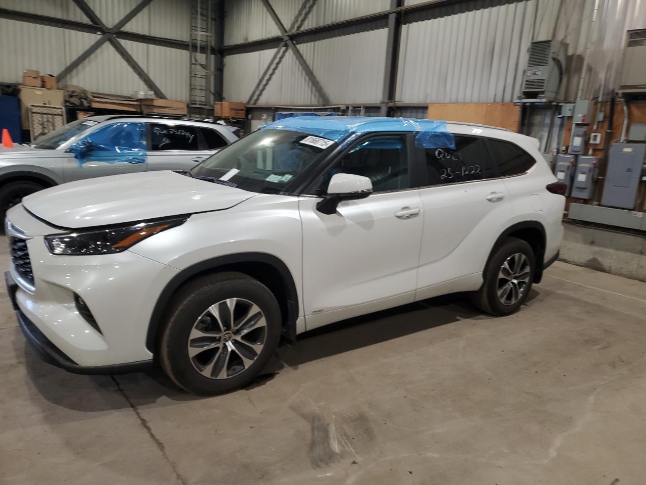 TOYOTA HIGHLANDER 2025