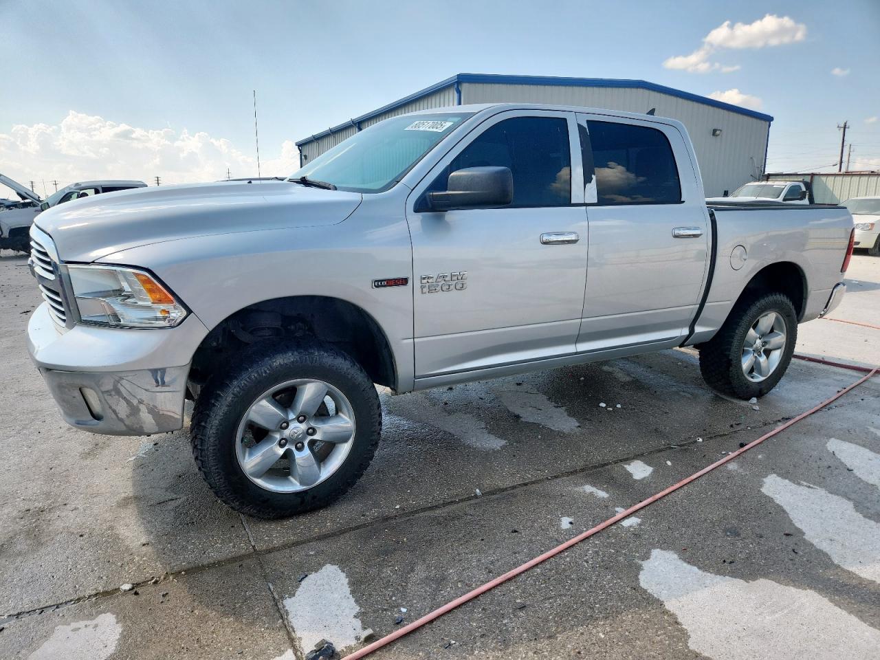 RAM 1500 SLT 2015