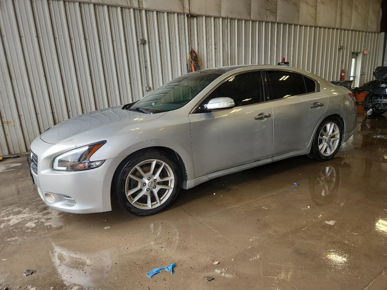 NISSAN MAXIMA S 2010