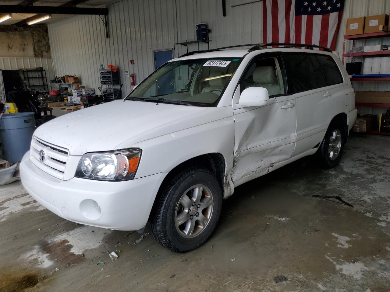 TOYOTA HIGHLANDER 2004