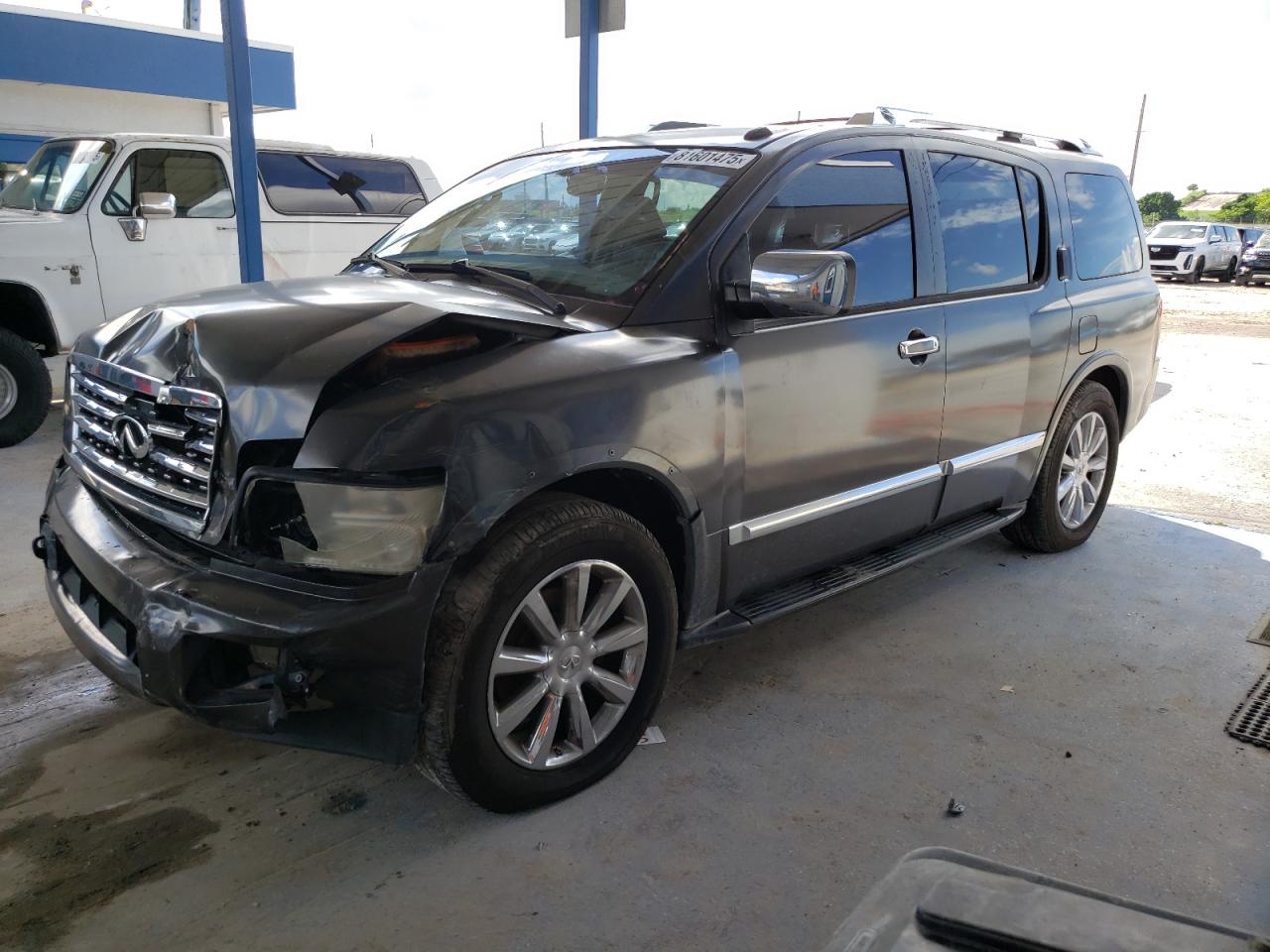 INFINITI QX56 2010