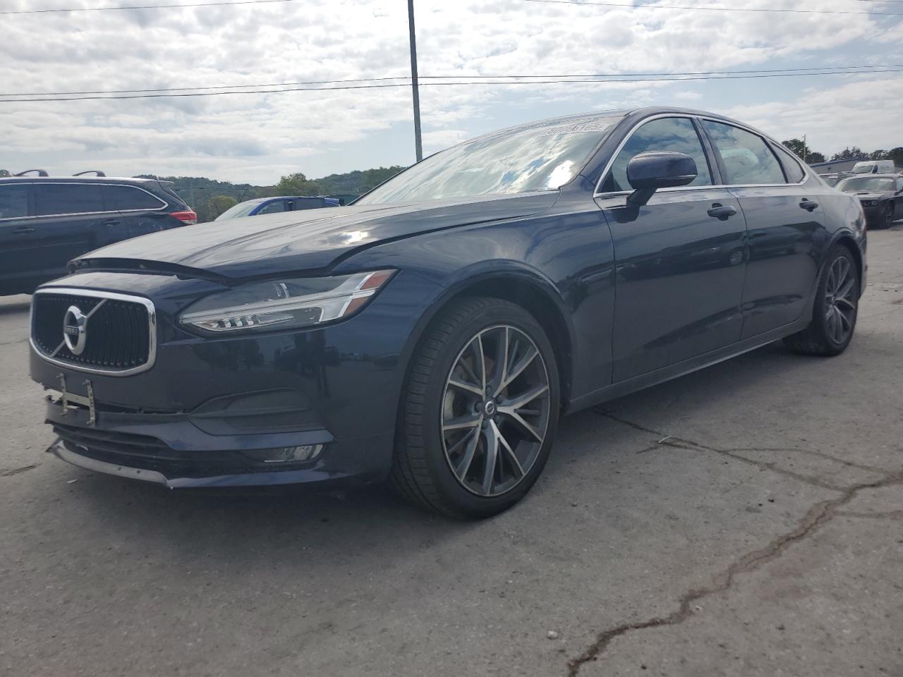 VOLVO S90 T5 MOMENTUM 2019