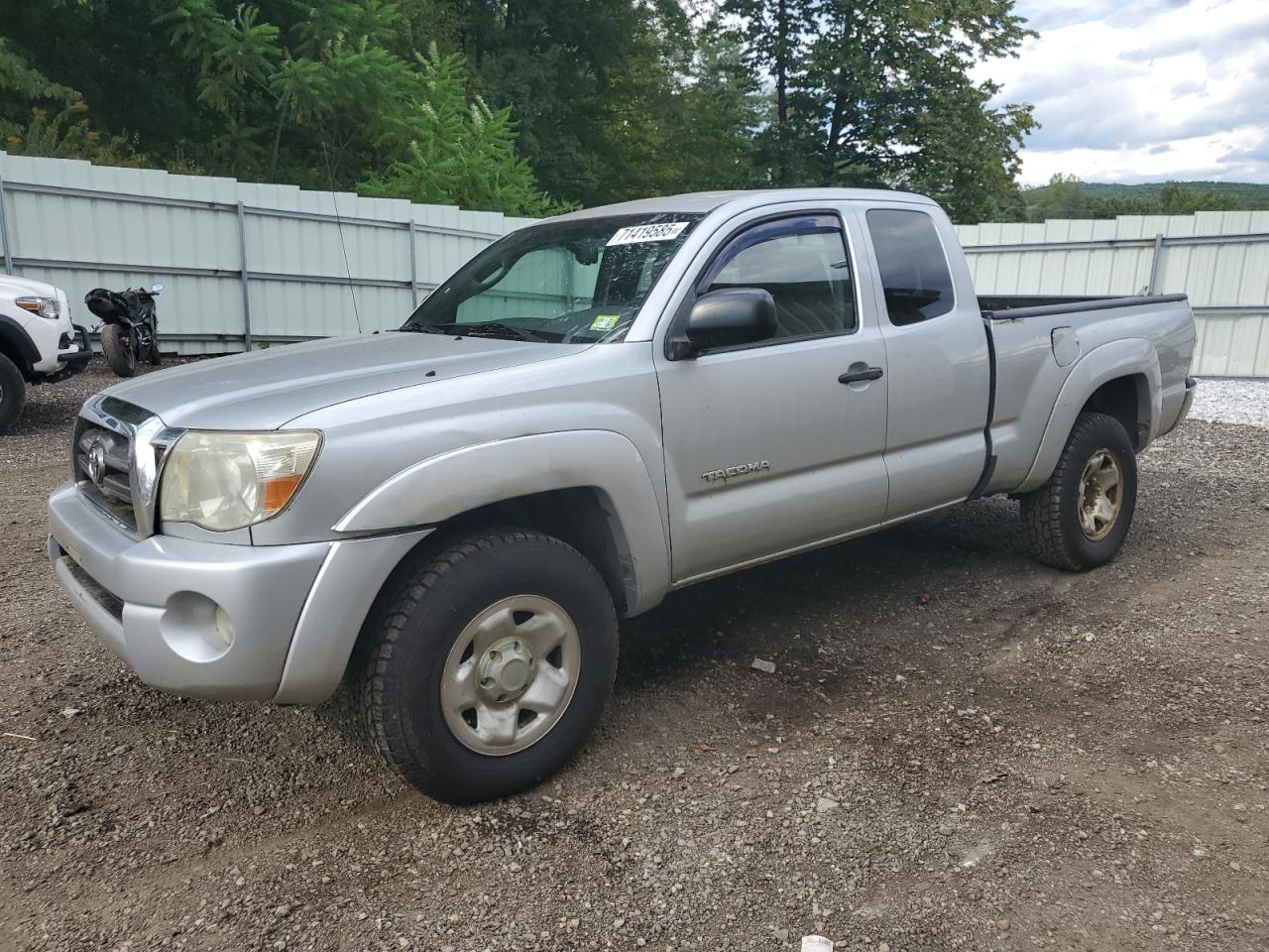 TOYOTA TACOMA ACC 2009