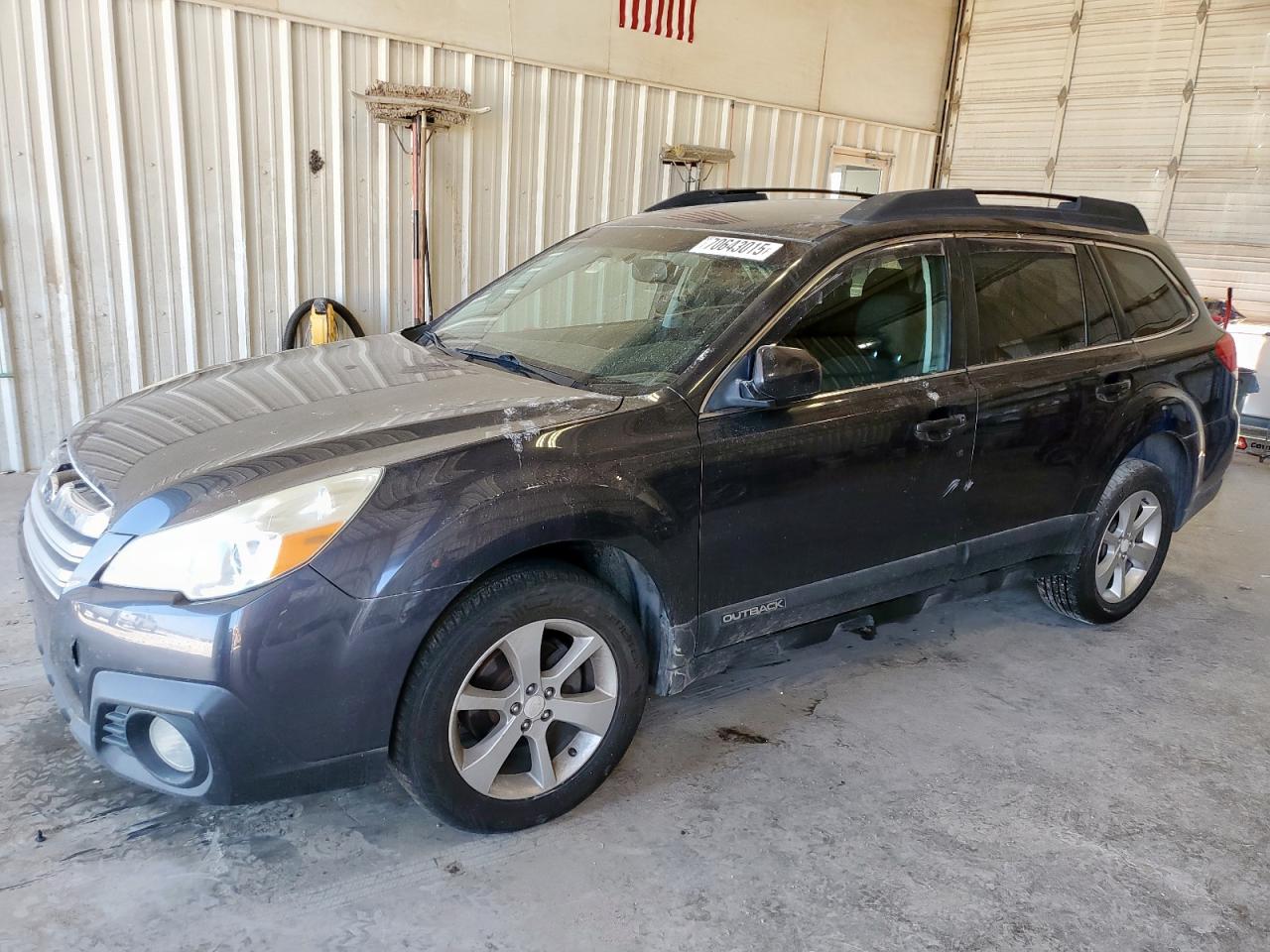 SUBARU OUTBACK 2. 2013