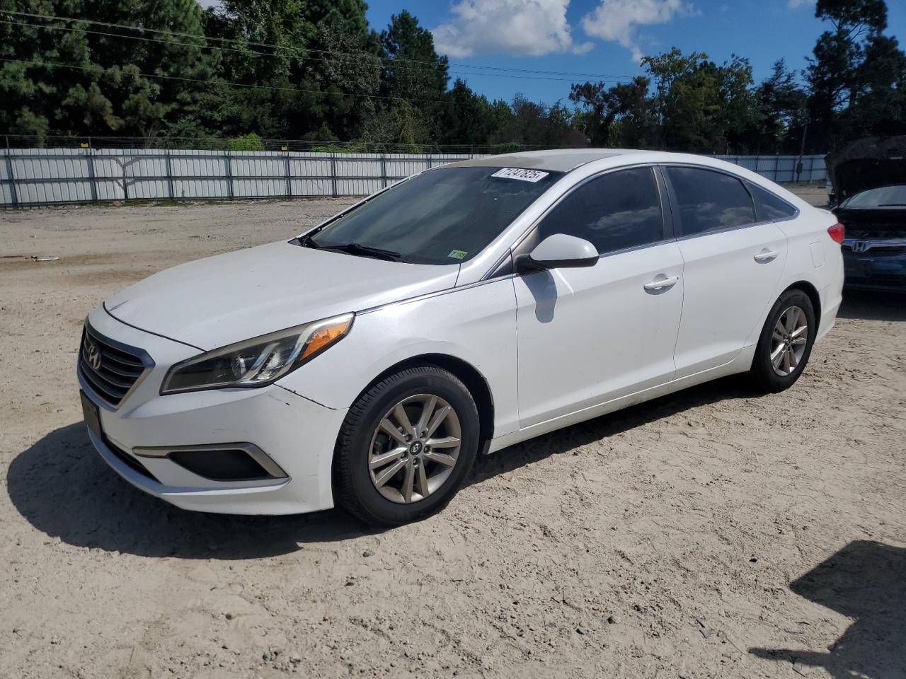 HYUNDAI SONATA SE 2017