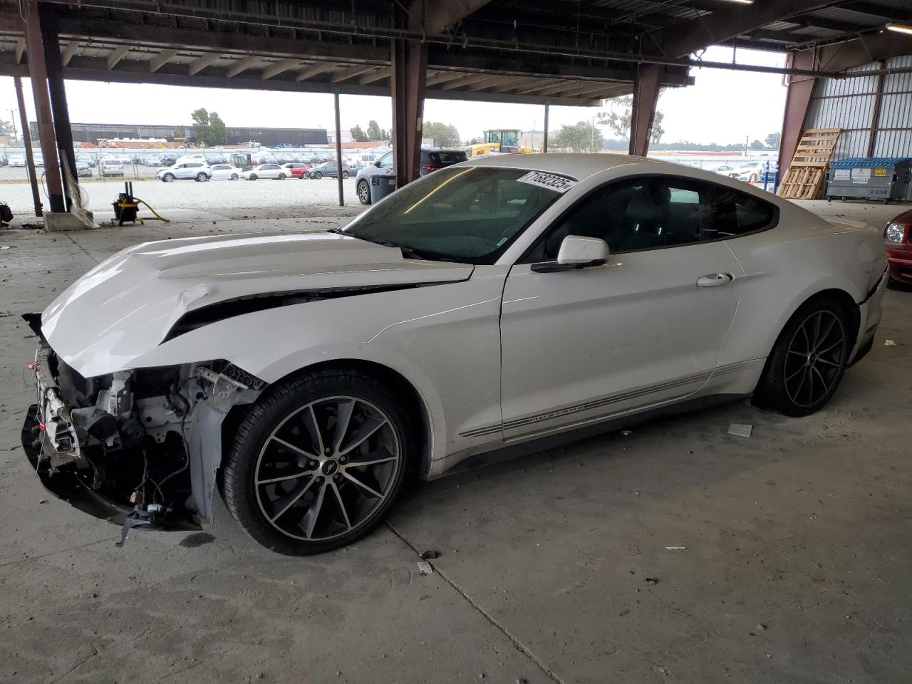FORD MUSTANG 2016