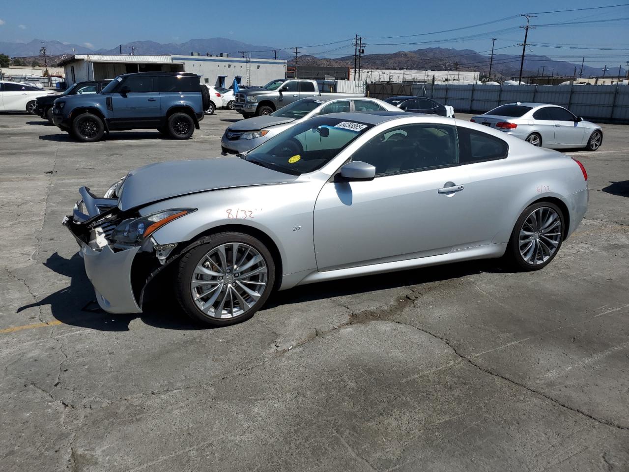 INFINITI Q60 JOURNE 2015