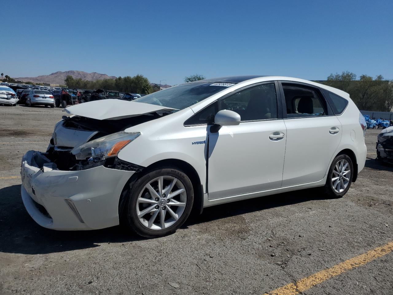 TOYOTA PRIUS V 2012