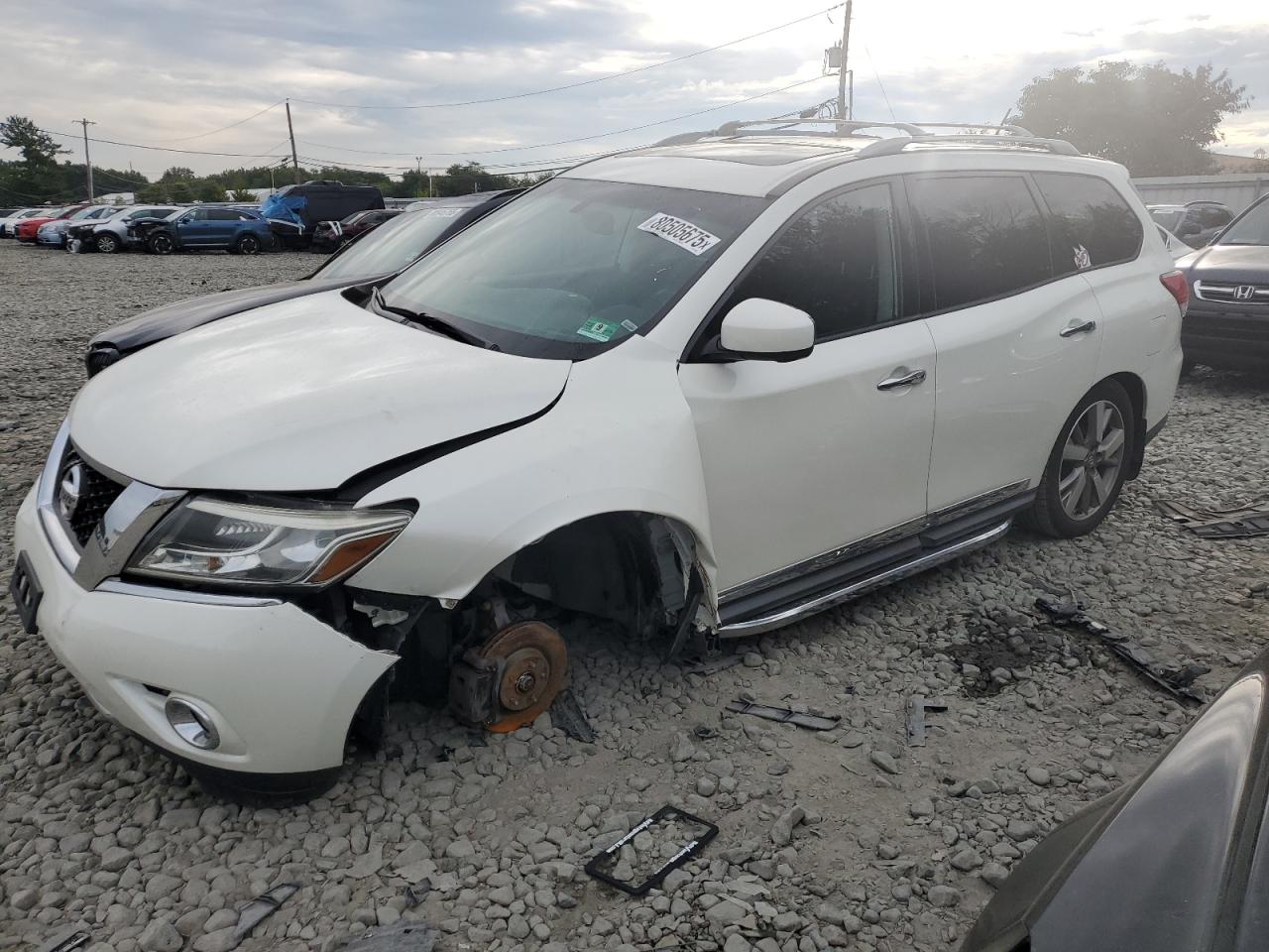 NISSAN PATHFINDER 2016