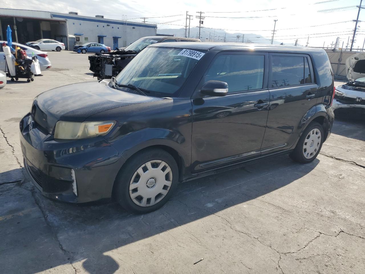 TOYOTA SCION XB 2013