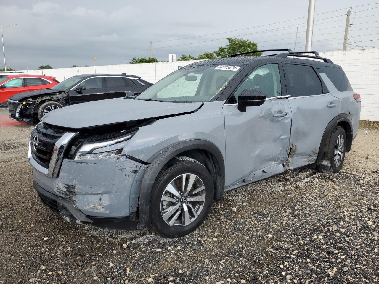 NISSAN PATHFINDER 2024
