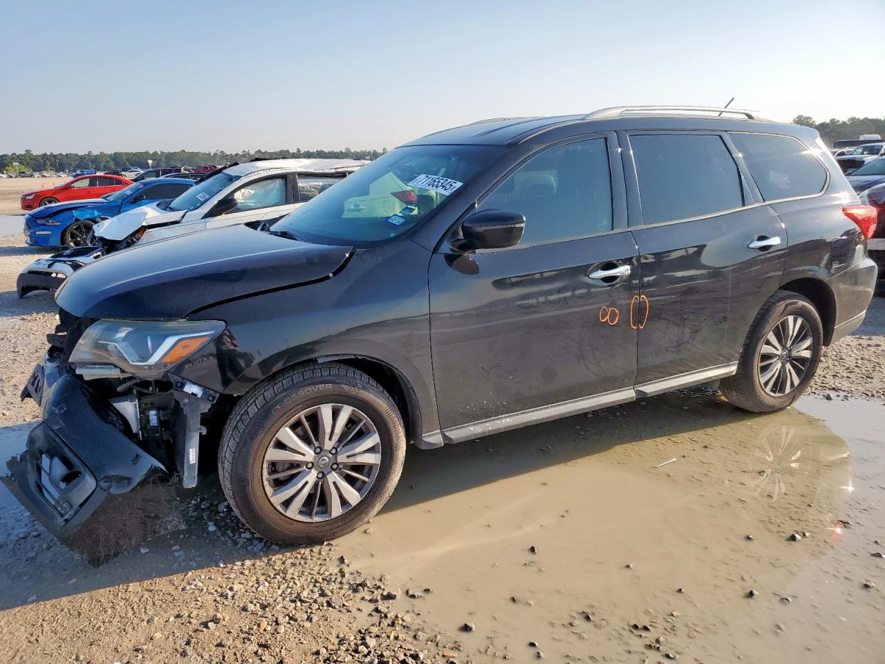 NISSAN PATHFINDER 2018
