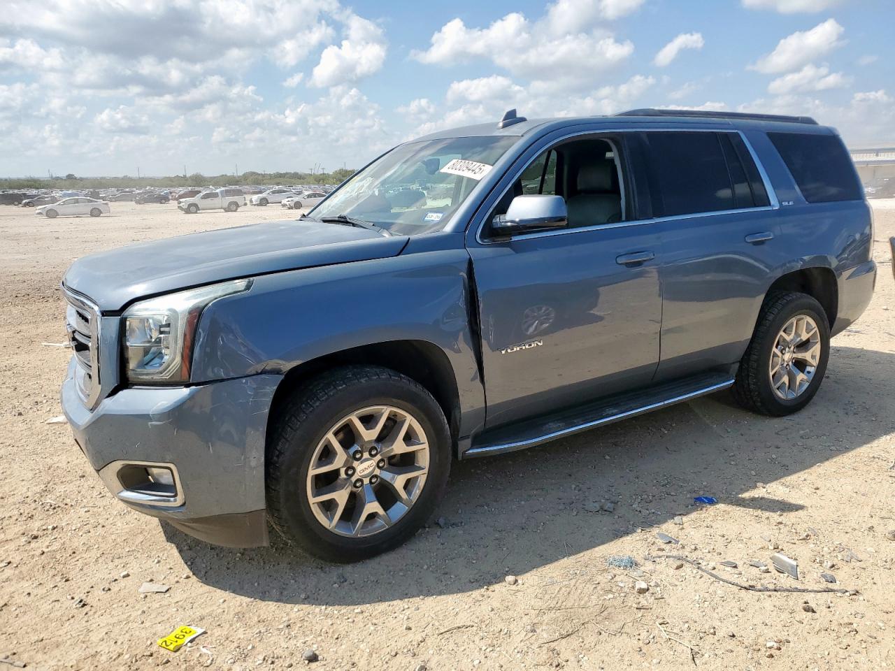 GMC YUKON SLE 2016