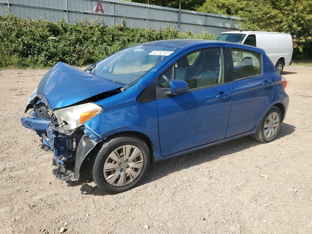 TOYOTA YARIS 2012