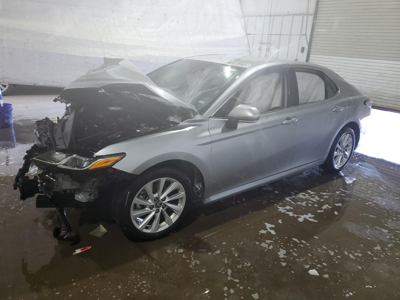 TOYOTA CAMRY LE 2024