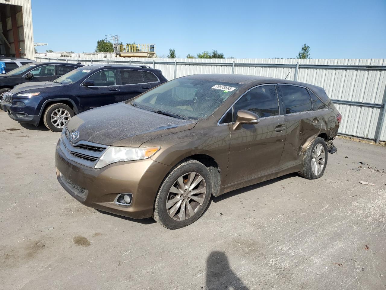 TOYOTA VENZA LE 2013