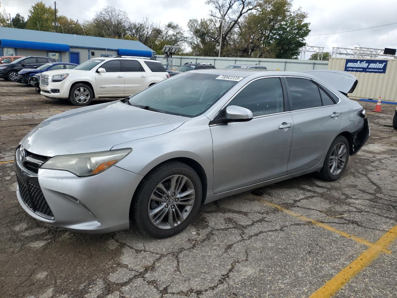 TOYOTA CAMRY LE 2015