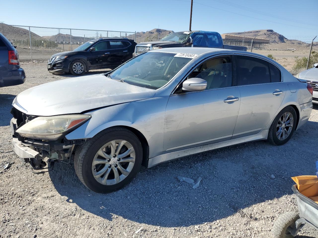 HYUNDAI GENESIS 3. 2013