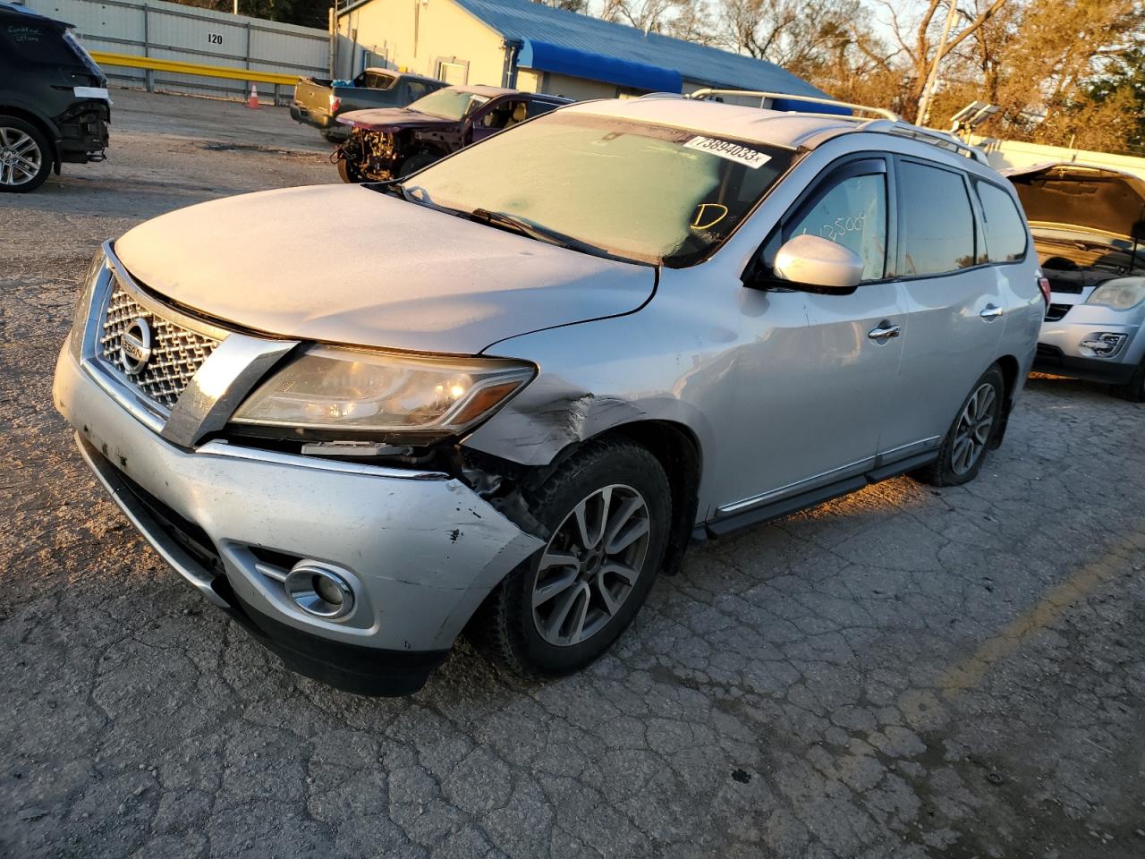 NISSAN PATHFINDER 2015