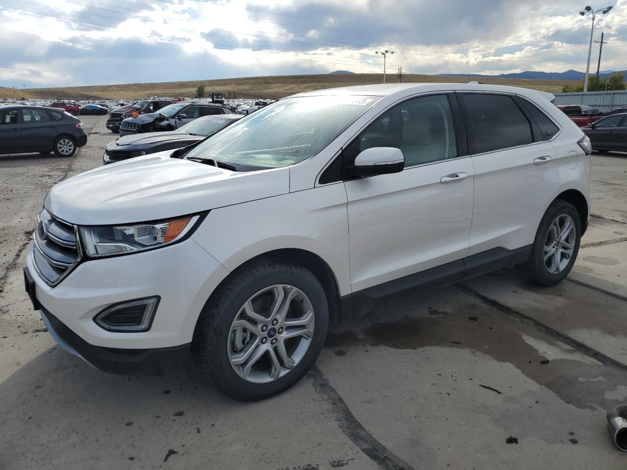 FORD EDGE TITAN 2017
