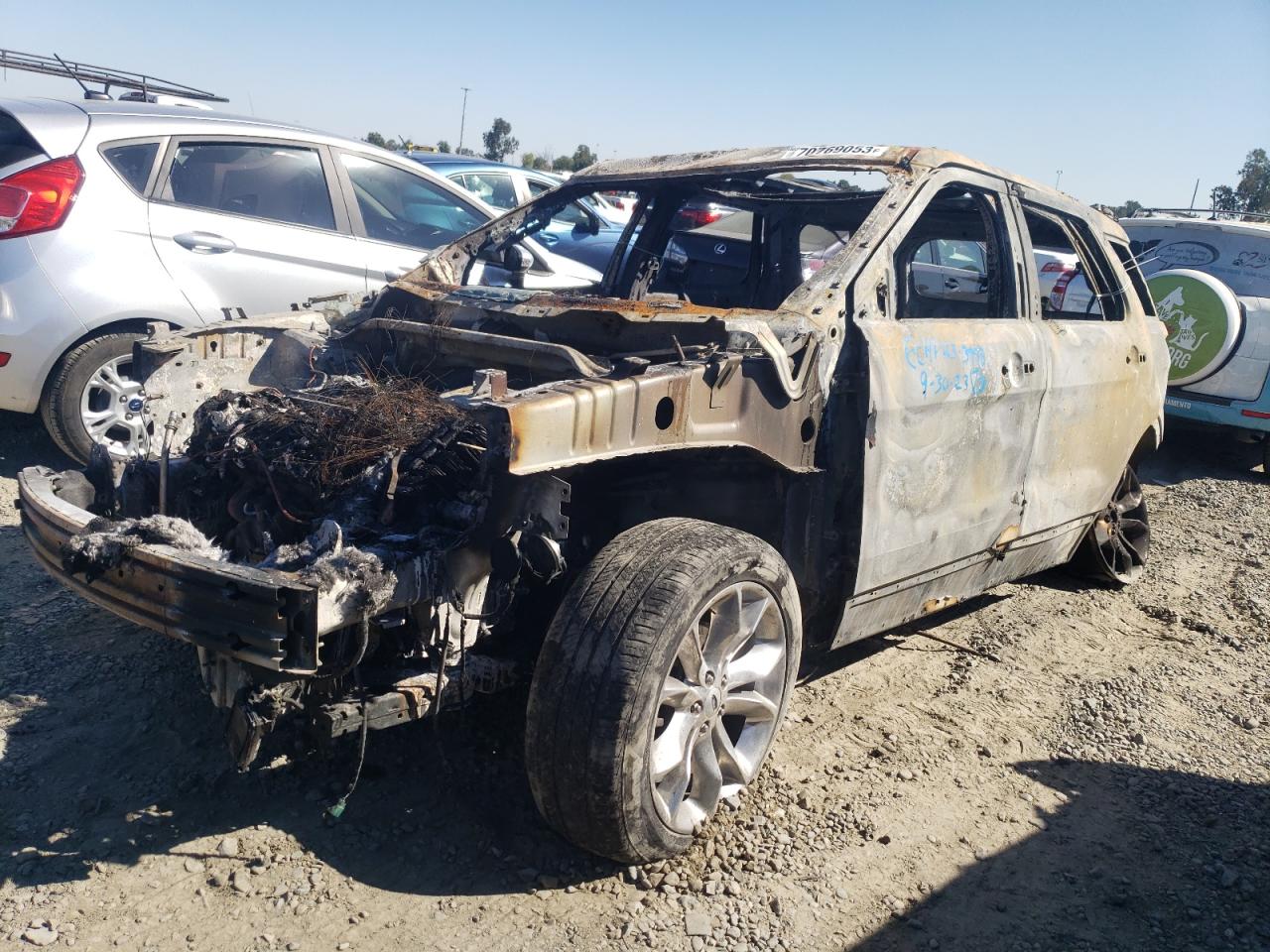 FORD EXPLORER L 2012