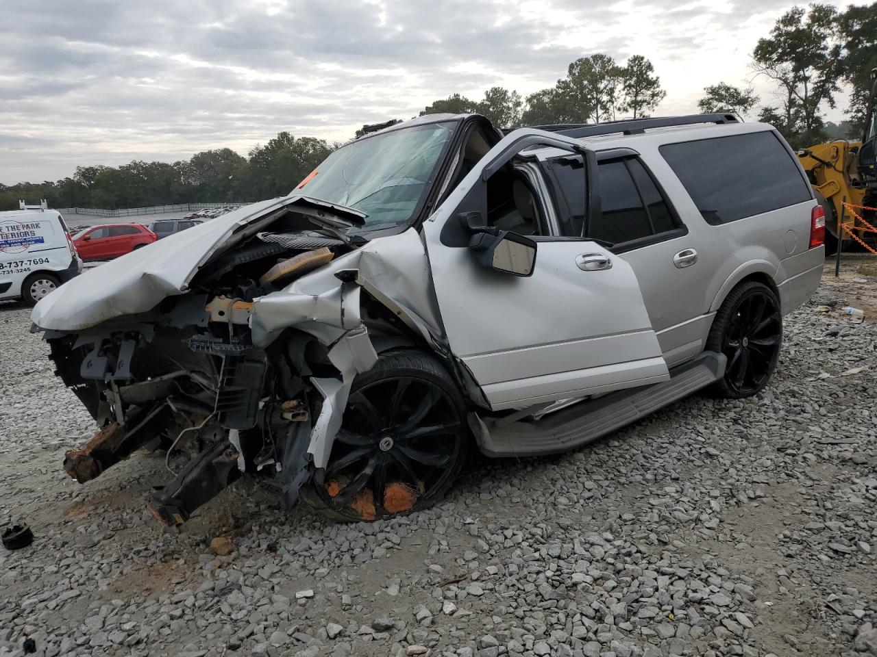 FORD EXPEDITION 2011
