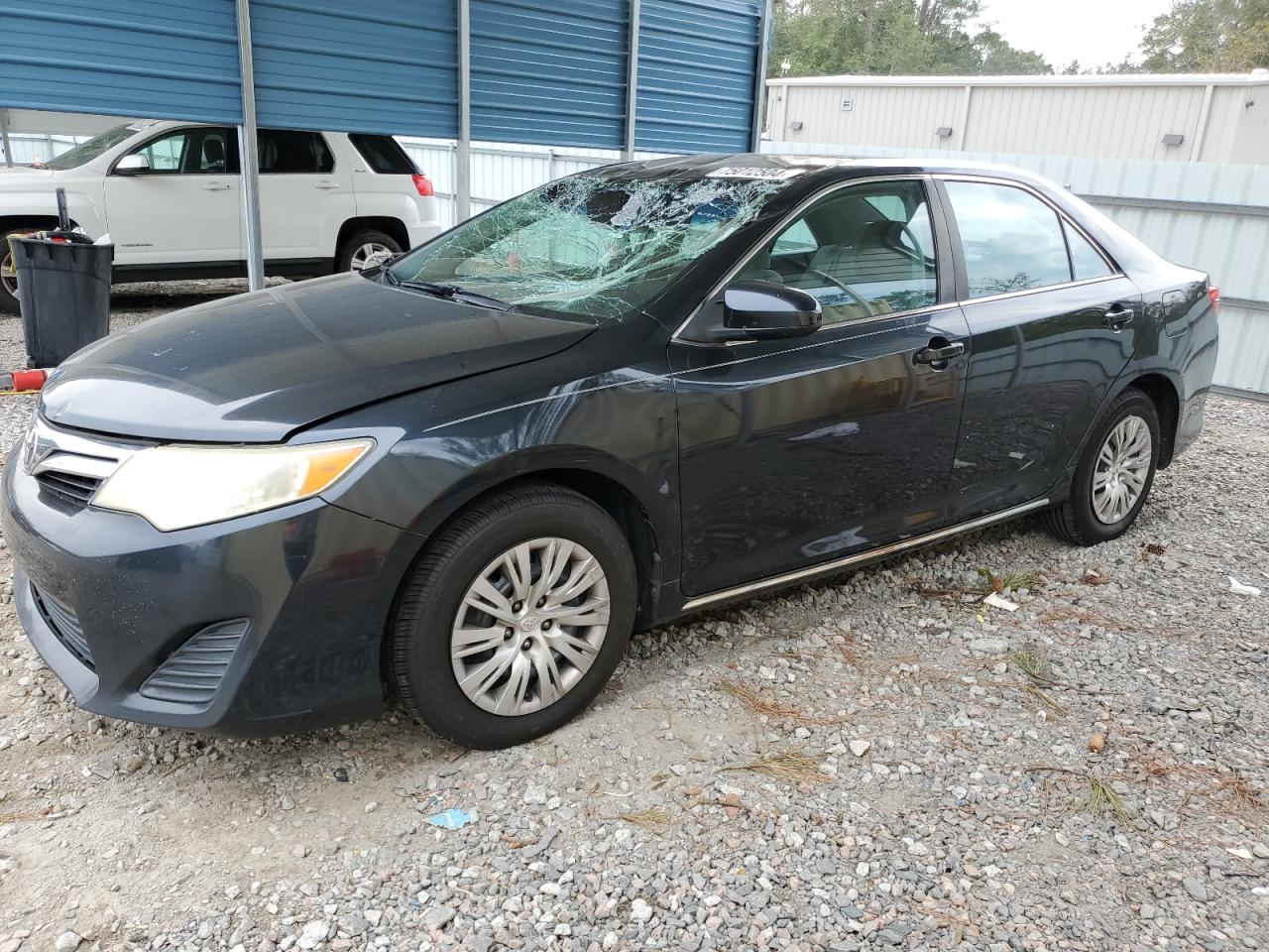 TOYOTA CAMRY L 2013