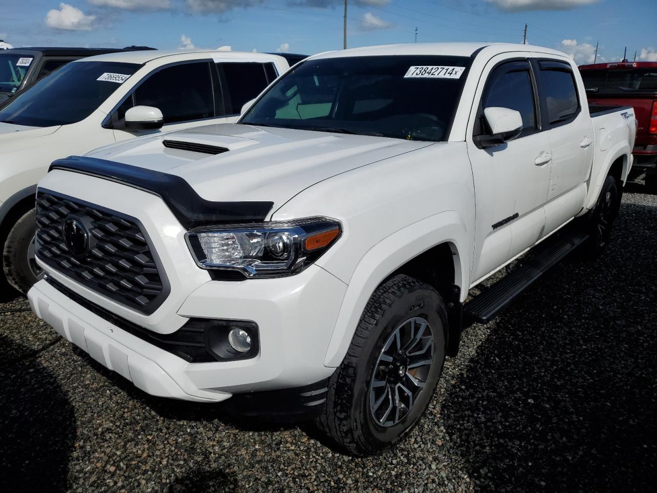 TOYOTA TACOMA DOU 2021