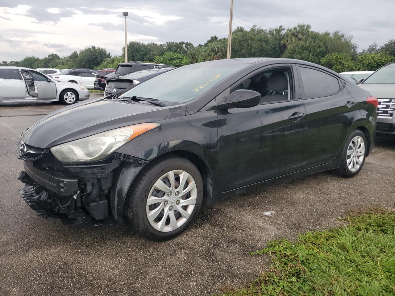 HYUNDAI ELANTRA GL 2013