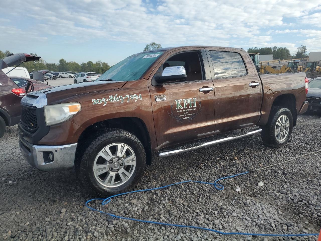 TOYOTA TUNDRA CRE 2017