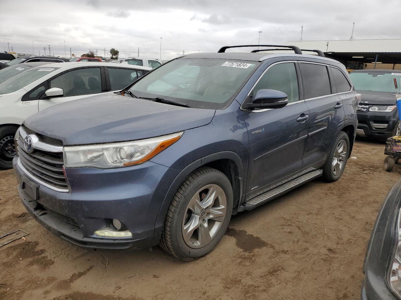 TOYOTA HIGHLANDER 2016