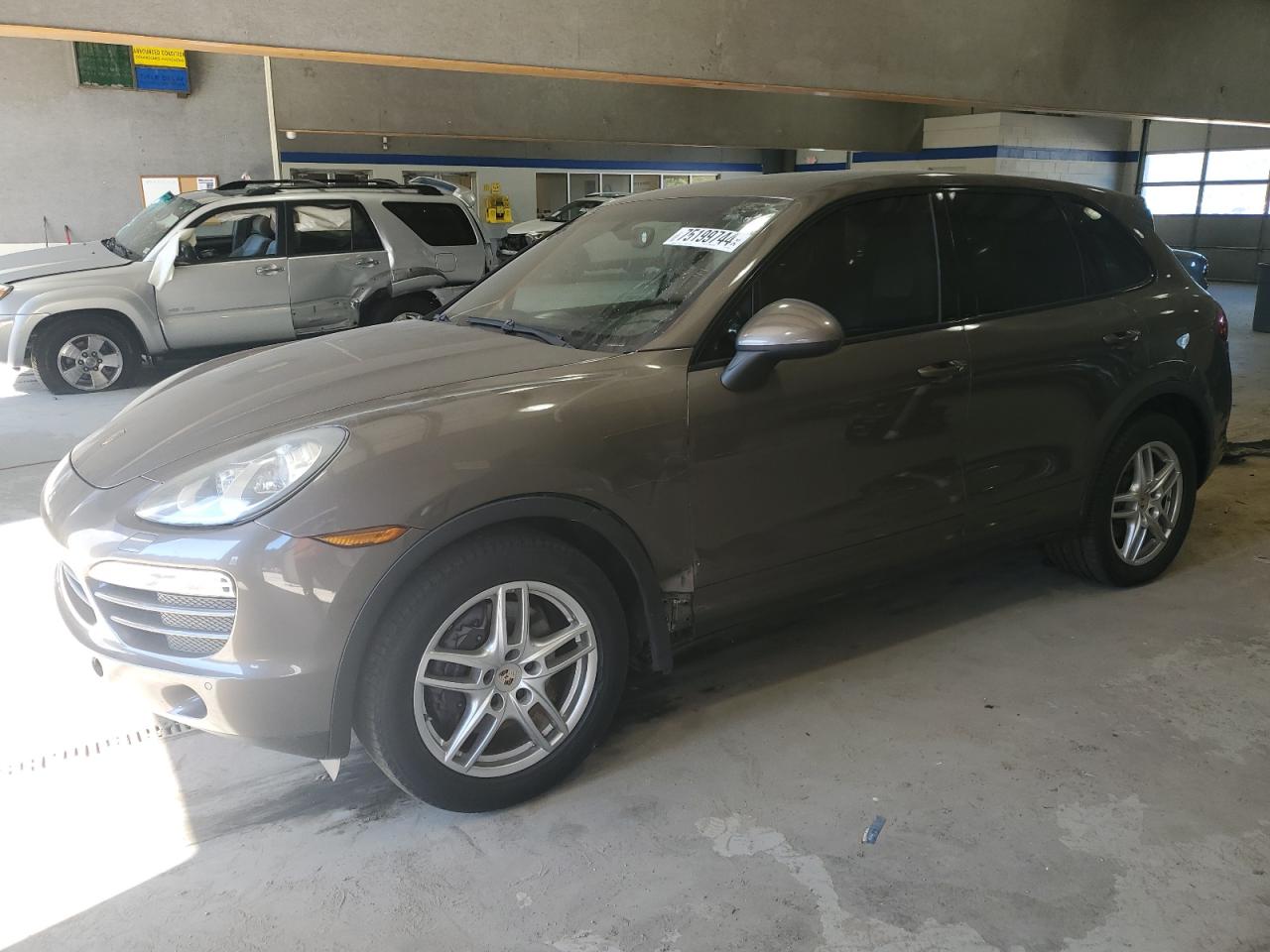 PORSCHE CAYENNE 2012