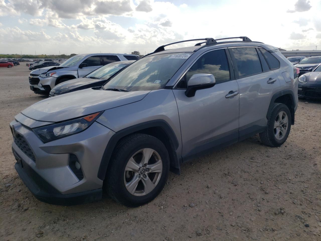 TOYOTA RAV4 XLE 2020
