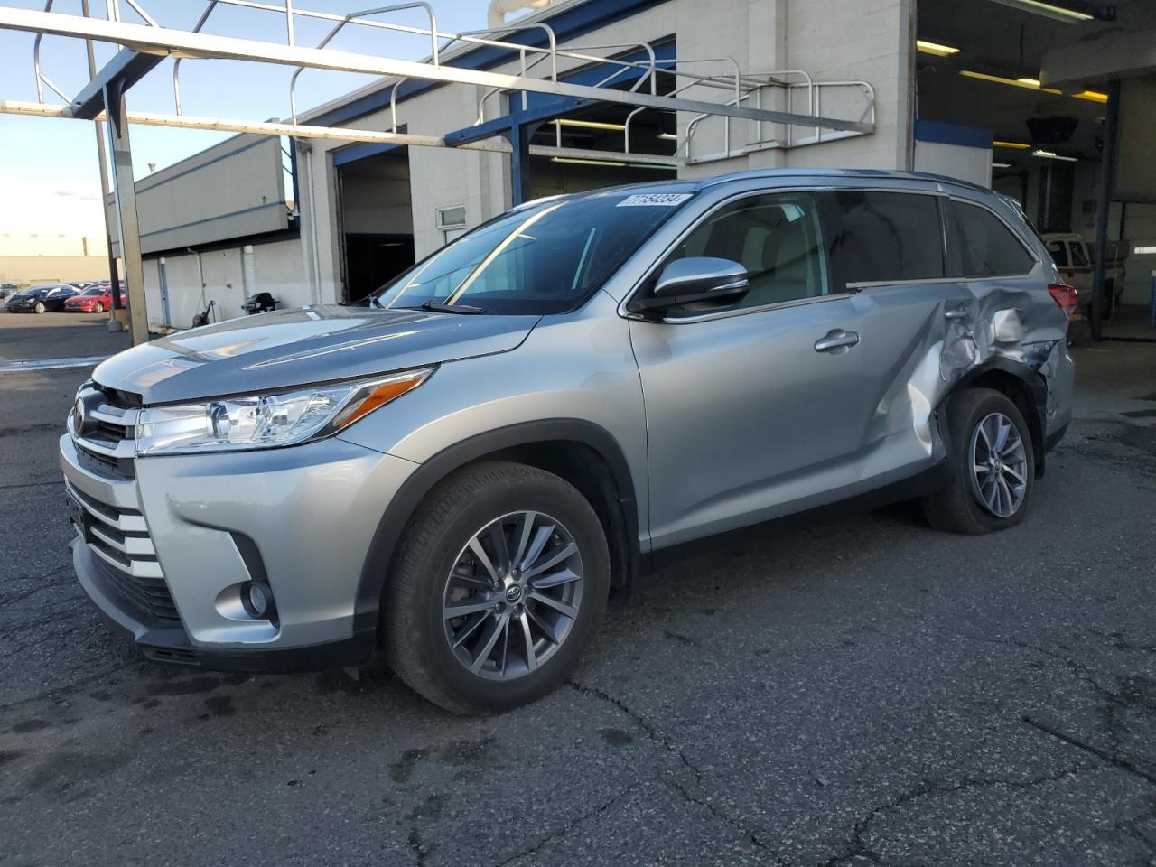 TOYOTA HIGHLANDER 2019