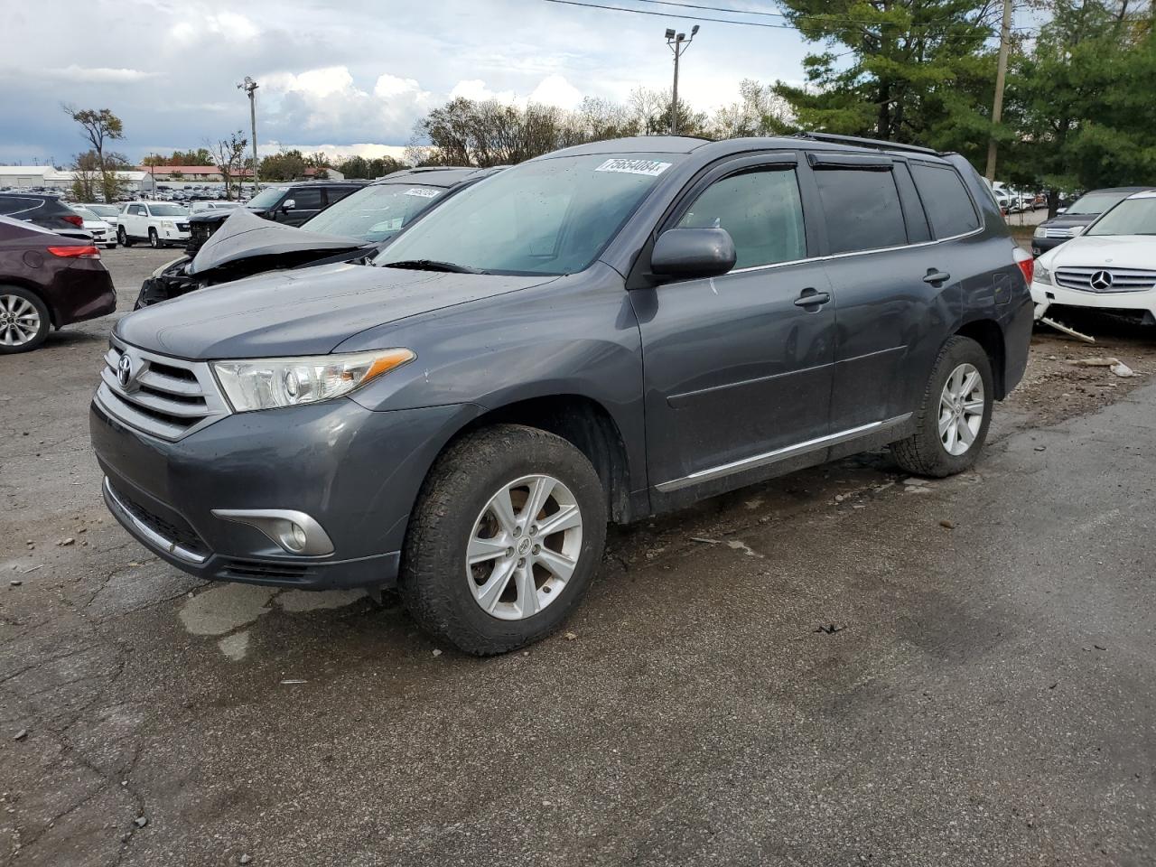 TOYOTA HIGHLANDER 2011