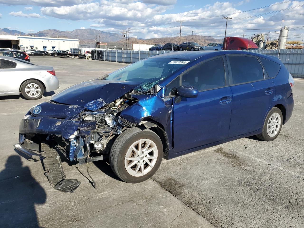 TOYOTA PRIUS V 2012