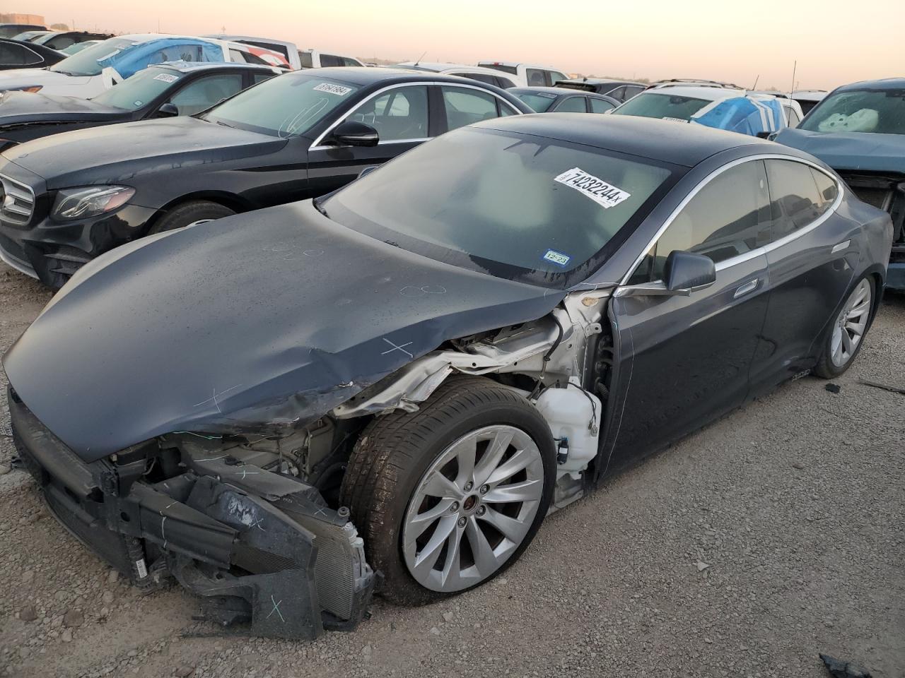 TESLA MODEL S 2017