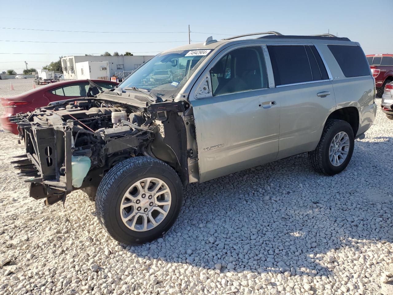 GMC YUKON SLE 2017