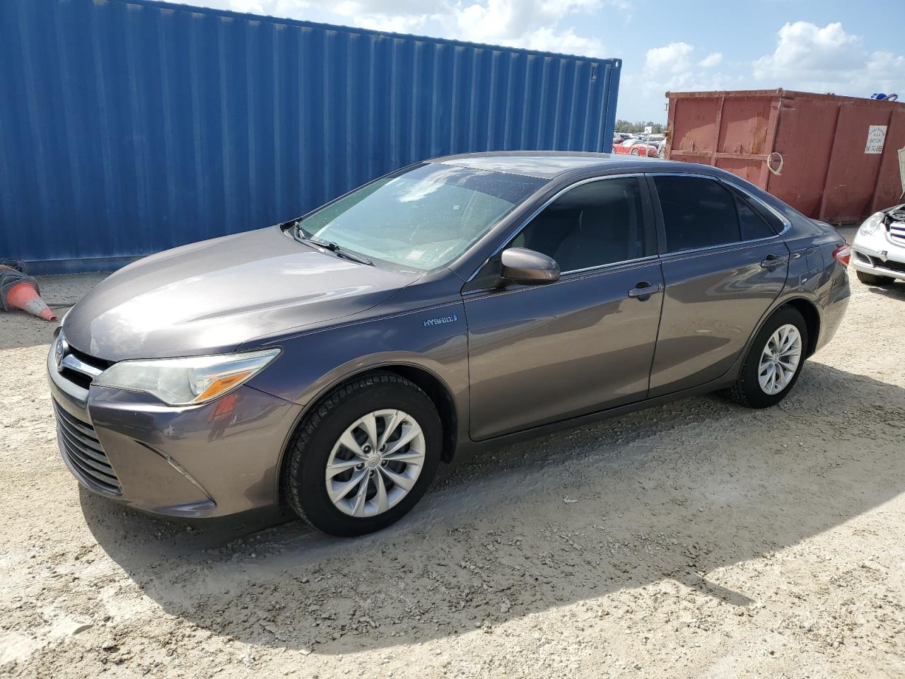 TOYOTA CAMRY HYBR 2015