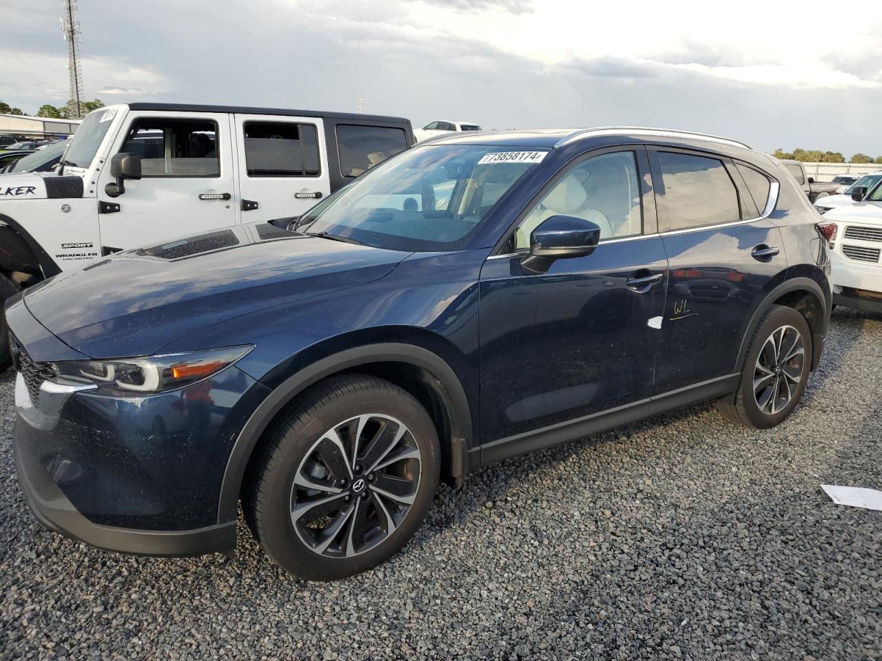 MAZDA CX-5 PREMI 2022