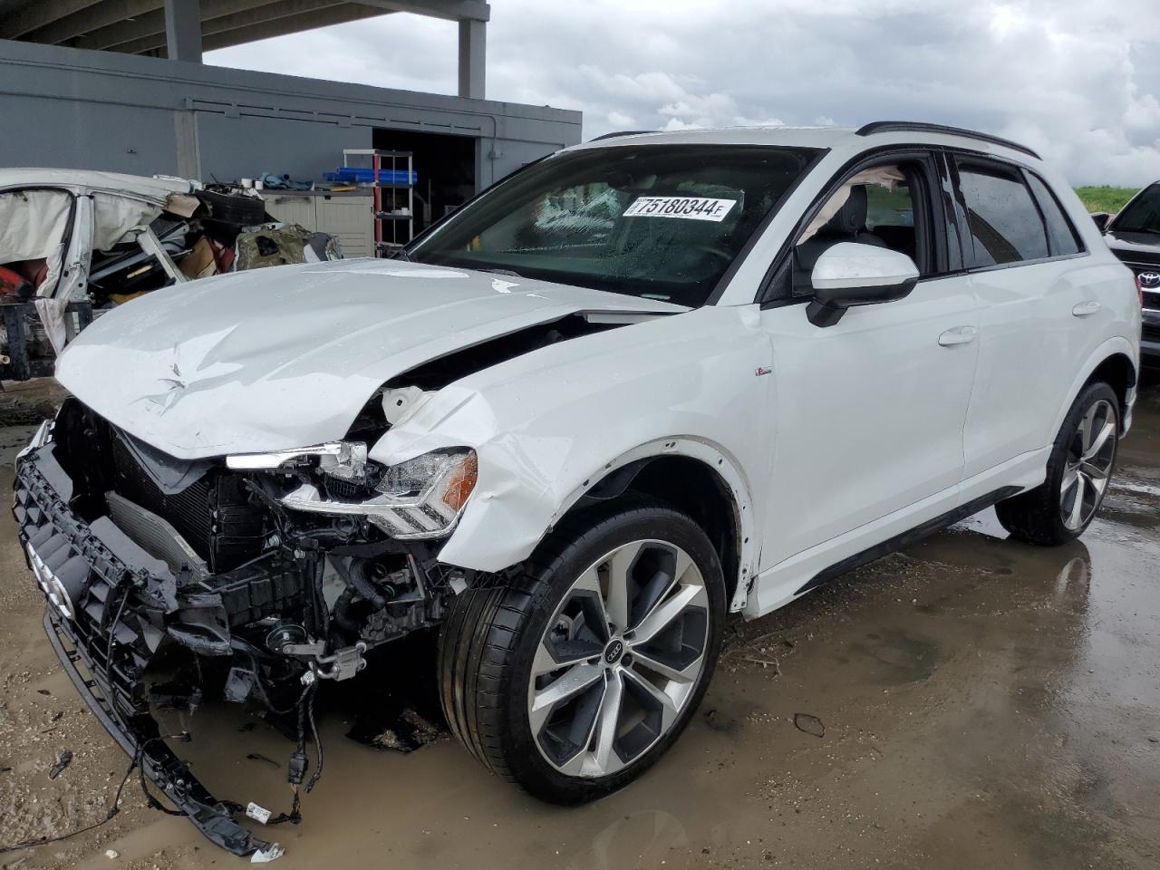 AUDI Q3 PREMIUM 2021