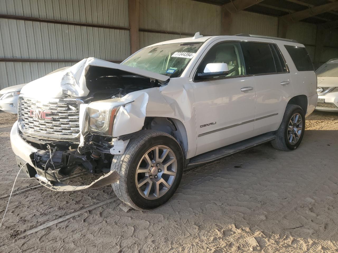 GMC YUKON DENA 2019