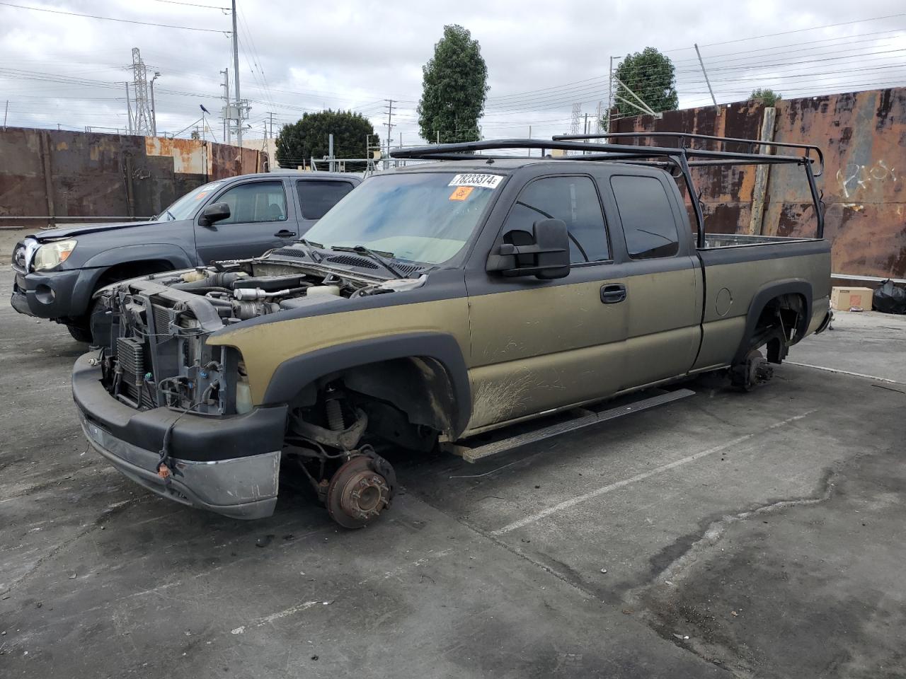 CHEVROLET SILVERADO 2002